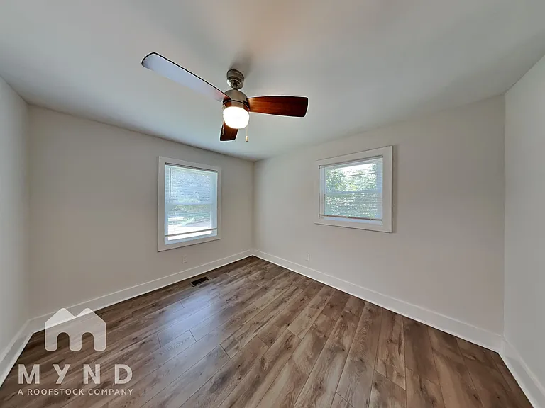 60 Finch Dr SE — Photo 11