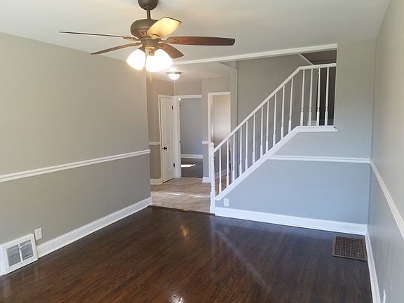 3rd image of 6930 S Karlov Ave