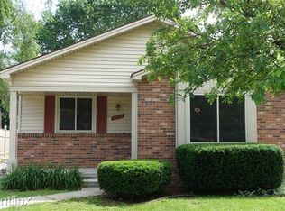 11818 Arcola St, Livonia, MI 48150