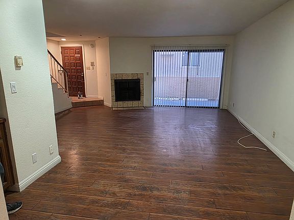 2nd image of 14618 Rayen St APT 121