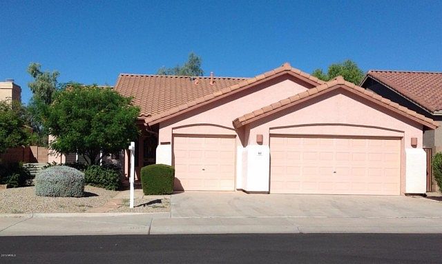 1st image of 860 N April Dr