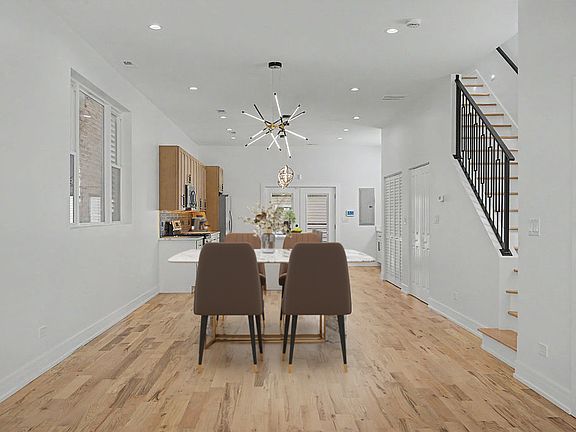 4th image of 618 N Avers Ave