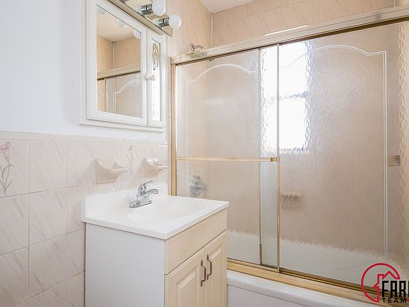 2nd image of 3720 87th St APT 5B