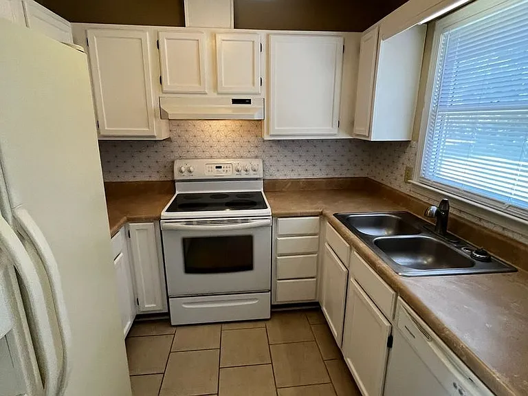 103 Red Canyon Rd — Photo 5