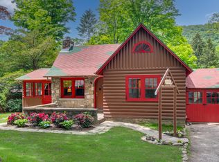 16 Locust Dr, Cold Spring, NY 10516