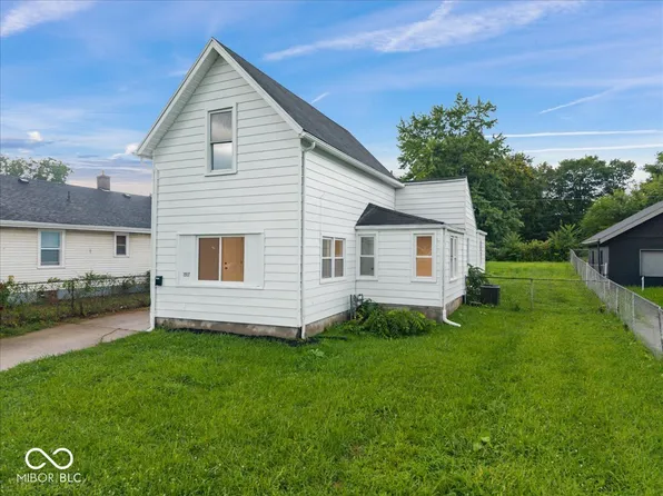 1917 Cedar St, Anderson, IN 46016