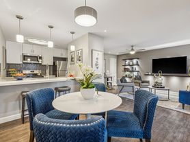 The Ashley at Bluffview Apartments