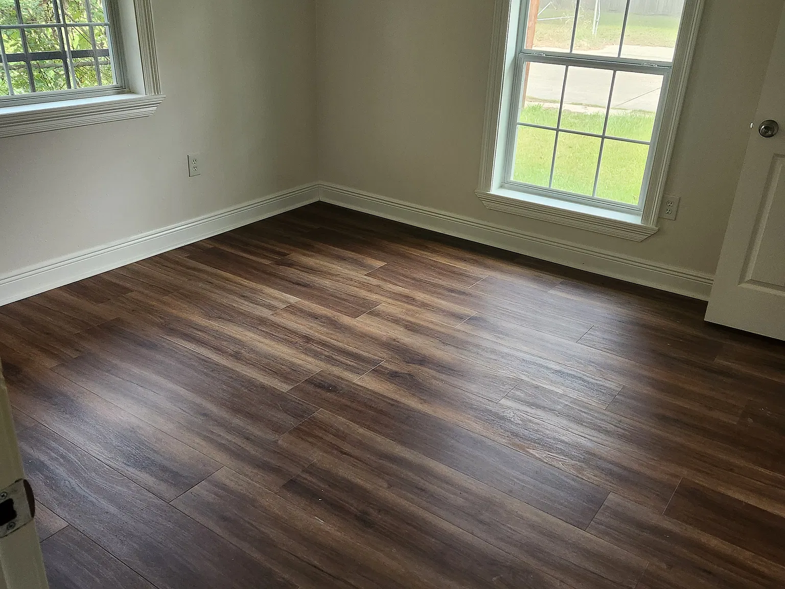 3 bed, 1112 sqft, $1,300 — Photo 4