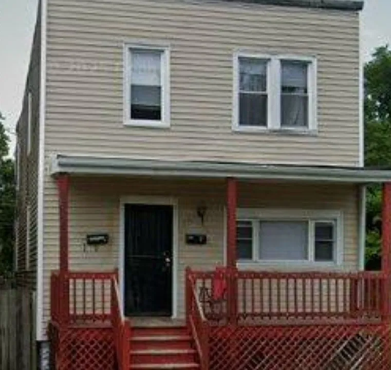 9332 S University Ave #1