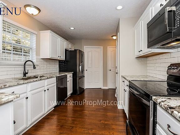 4th image of 8808 Cressent Glen Ct