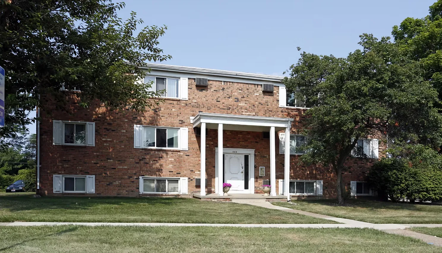 Eastwyck Apartments — Photo 4