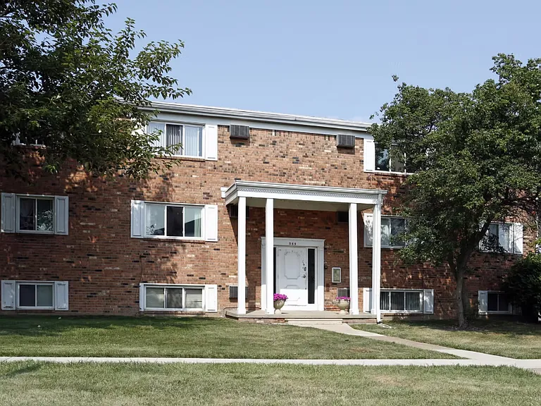 Eastwyck Apartments — Photo 4