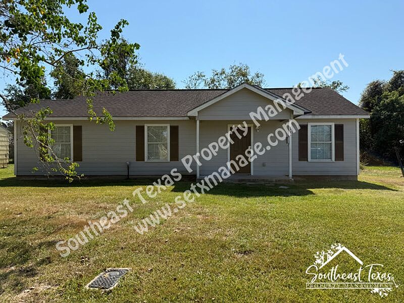 1st image of 1725 Rivercrest St