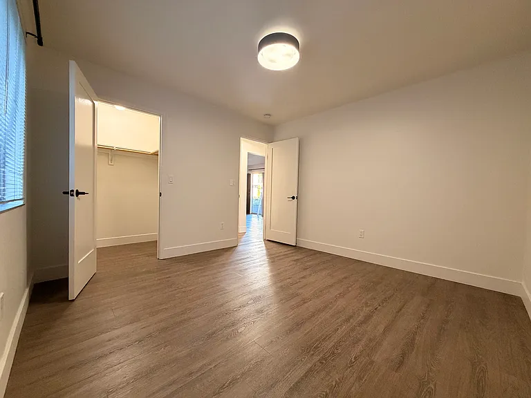 655 Moorpark Way #2B — Photo 12