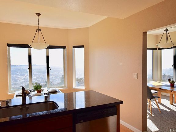 5th image of 551 Pointe Pacific APT 3