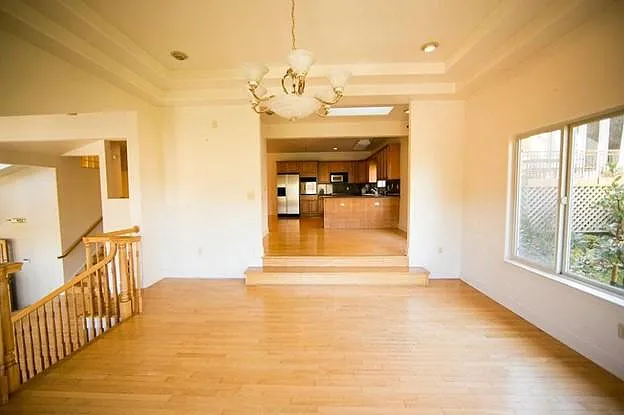 910 Alvarado Rd — Photo 7