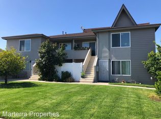 2861 Mendoza Dr APT D, Costa Mesa, CA 92626