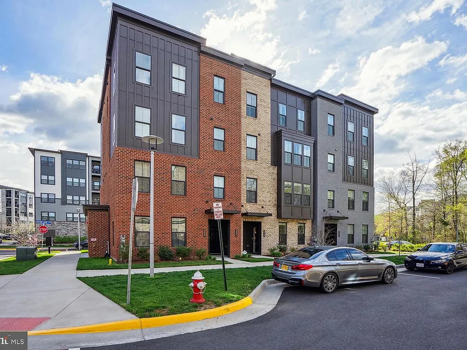 2263 Woodland Gap Ter