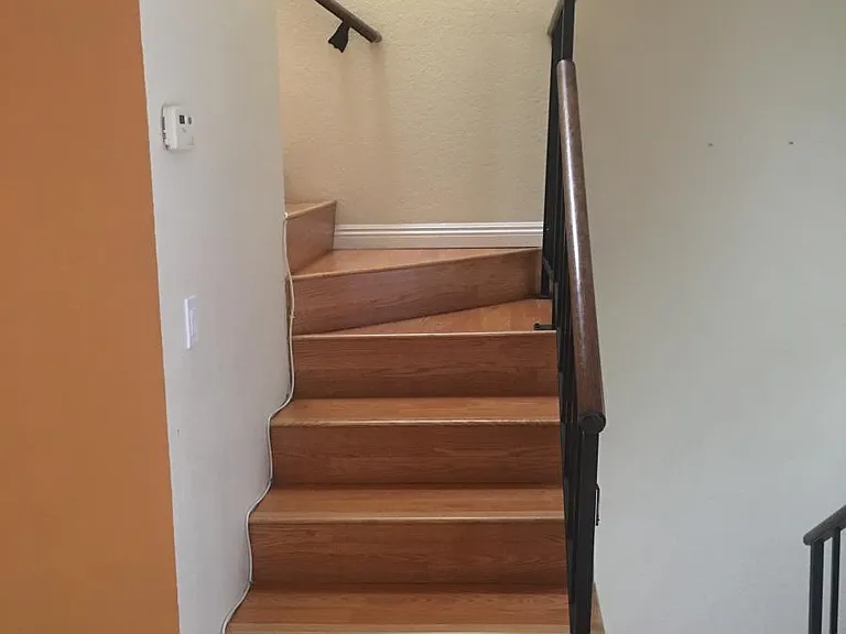 622 N Wilson Ave — Photo 4