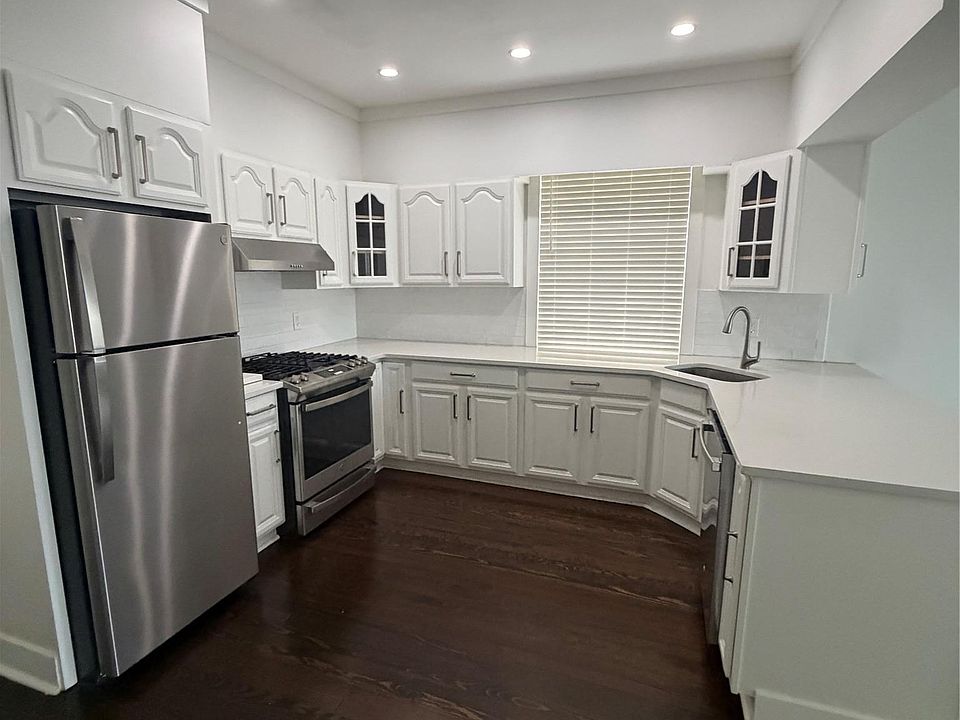 1st image of 302A Main St #B