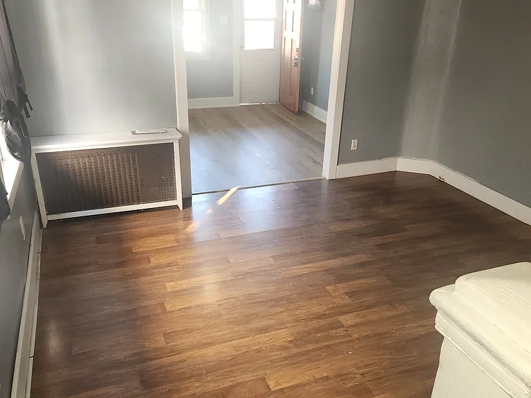 647-649 Morgan St — Photo 5