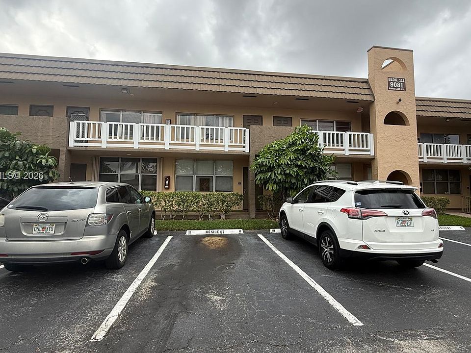 1st image of 9081 Sunrise Lakes Blvd APT 105