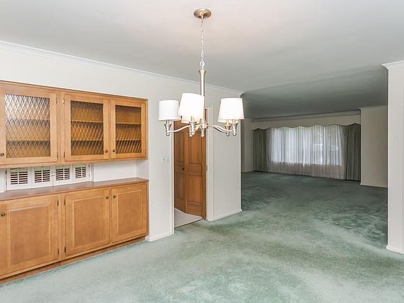 5th image of 3465 Christie Blvd
