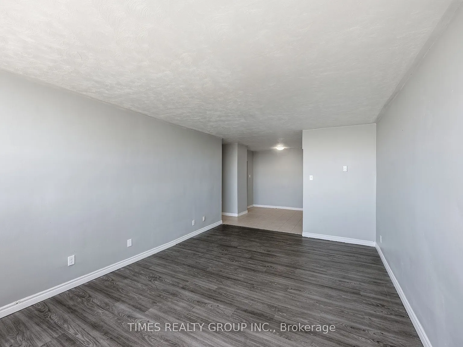2 bed, $1,750 — Photo 2