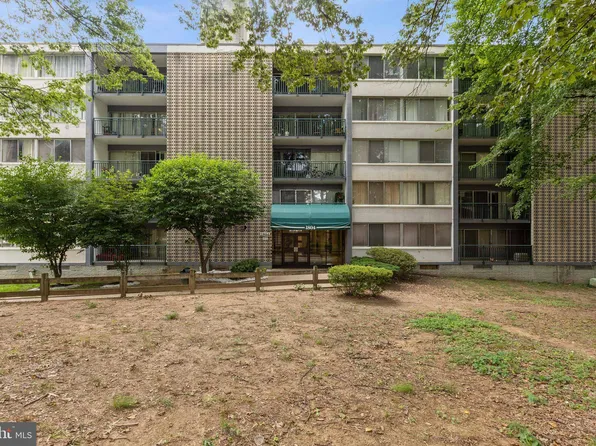 1804 Metzerott Rd APT 507, Adelphi, MD 20783