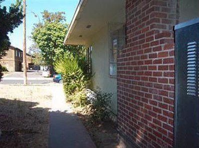 2nd image of 806 E Andrews Ave