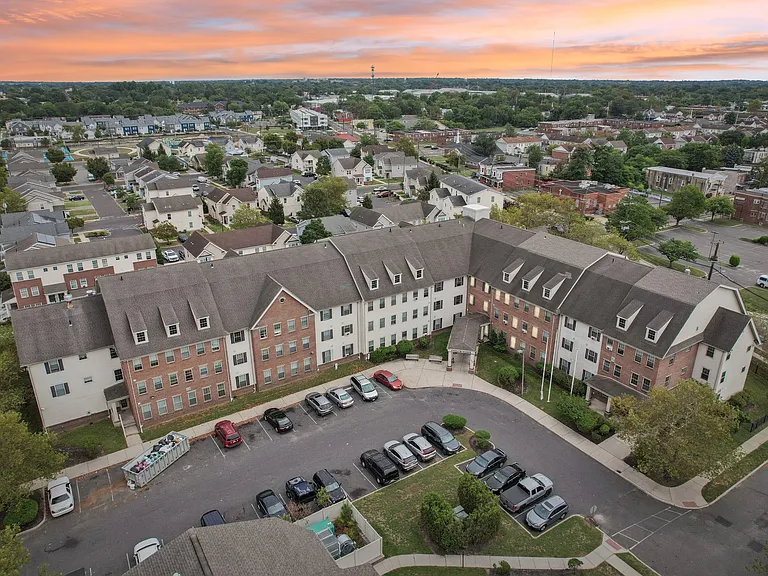 Birchwood at Parker Hall 55+ Community — Photo 25