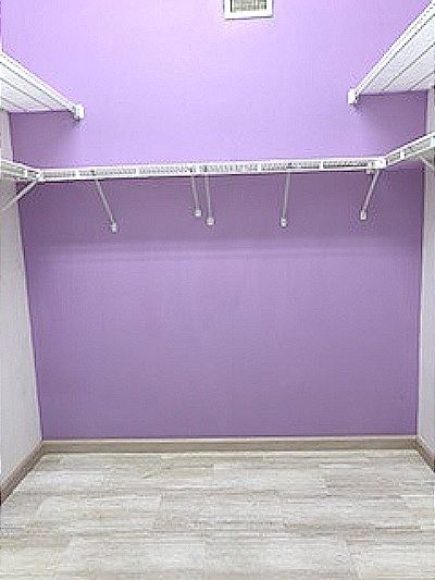 Walk in closet