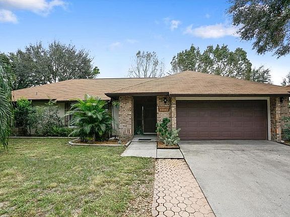 2nd image of 8842 Hillsdale Dr
