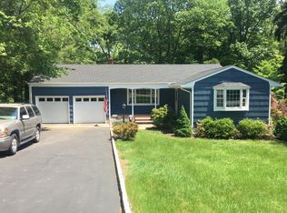 61 Central Ave, Stirling, NJ 07980