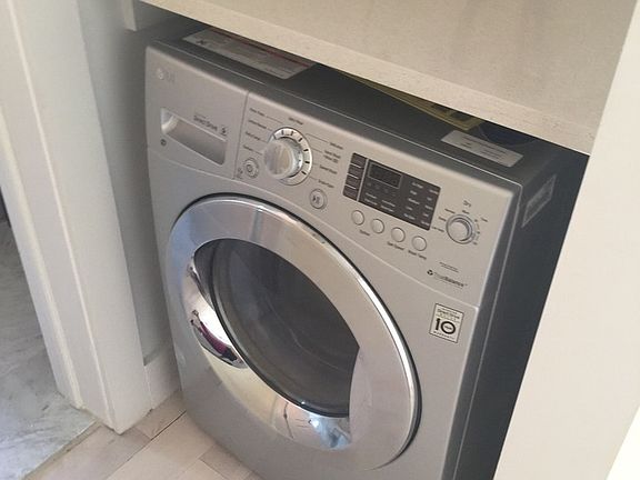 5th image of 1115 Union St #1