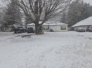 6391 Richfield Rd, Flint, MI 48506