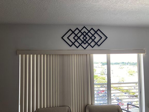 3rd image of 2900 NE 30th St APT 9C