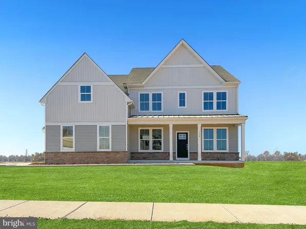 502 Ironleaf Dr, Middletown, DE 19709