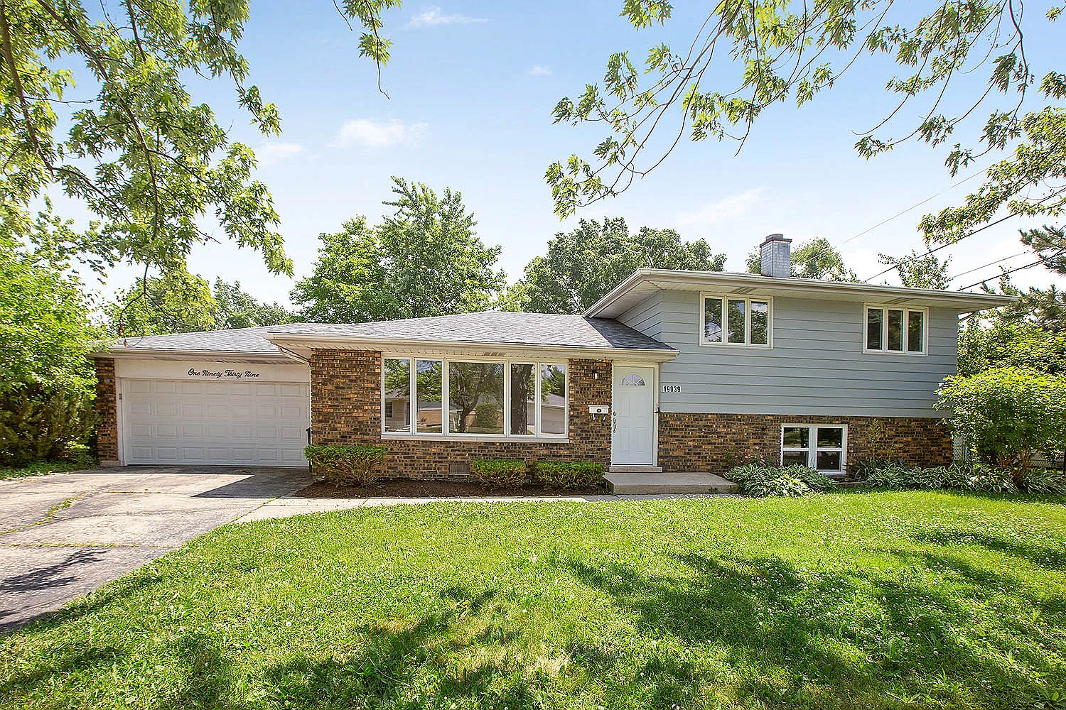 19039 Bernadine St photo 1