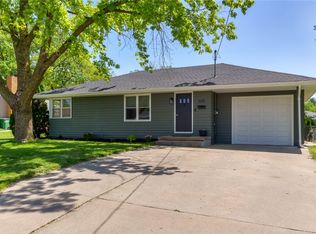 633 22nd St, West Des Moines, IA 50265