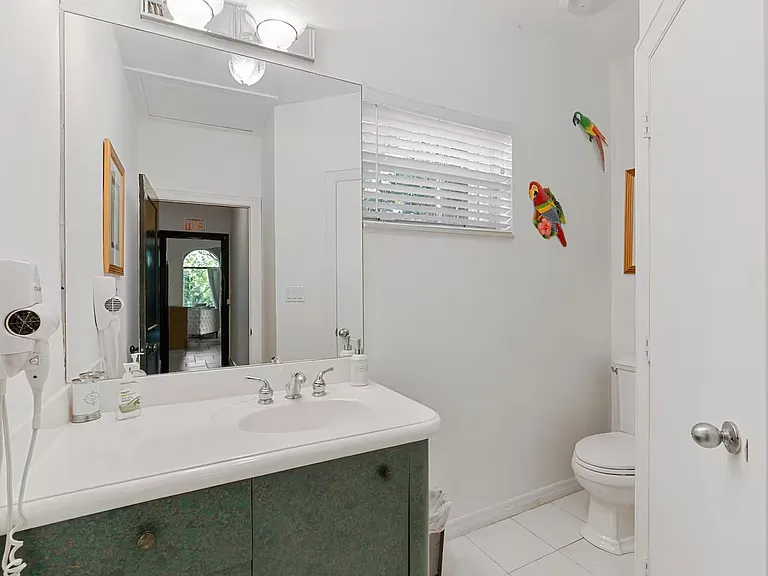1134 Harrison St — Photo 12