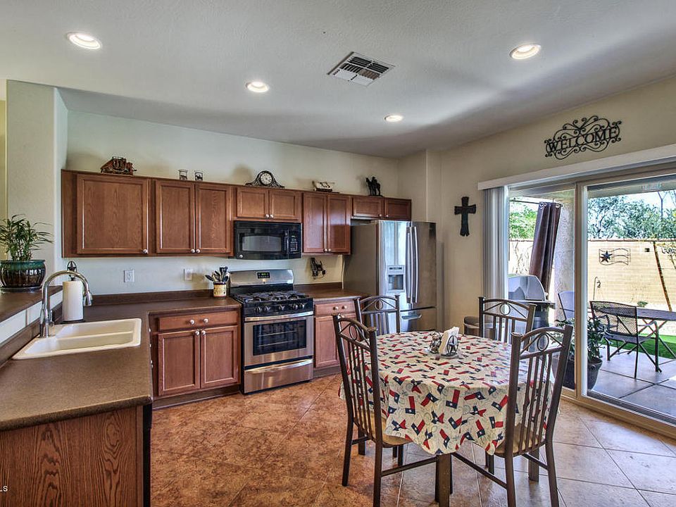 1st image of 26264 W Wahalla Ln