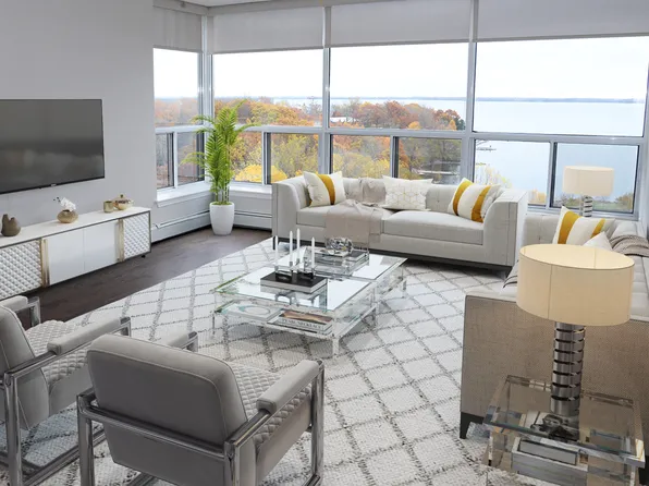 1032 King St W, Kingston, ON K7M 9G2