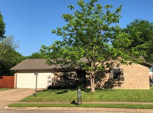 421 Smith Ave, Everman, TX 76140
