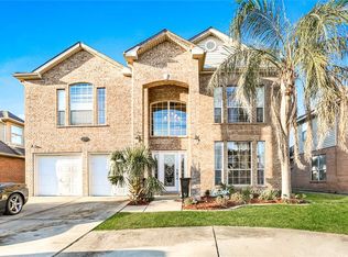 1025 Townshend N, Gretna, LA 70056