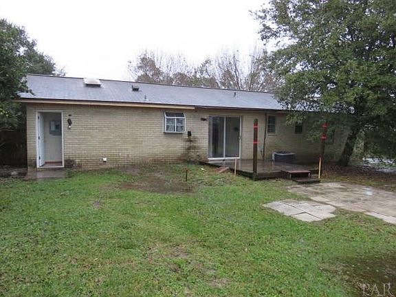 3rd image of 7525 Sandy Creek Dr