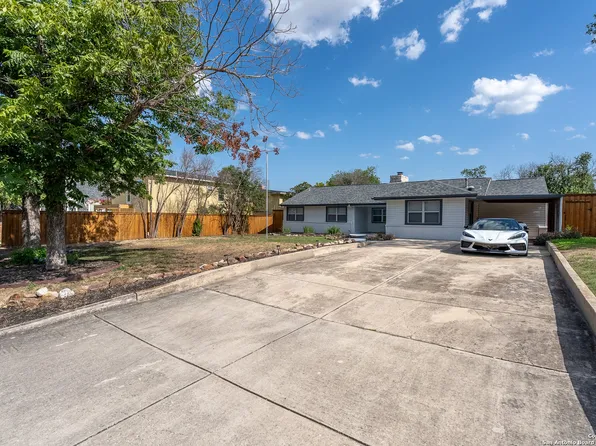 1158 Garraty Rd, Terrell Hills, TX 78209