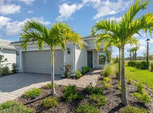 17302 Leaning Oak Trl, North Fort Myers, FL 33917
