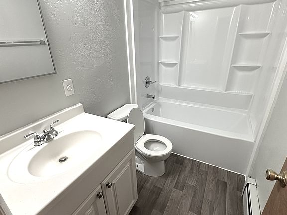 3rd image of 1306 W 6th Ave #14496533