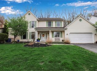 67 Lillyridge Dr, East Amherst, NY 14051